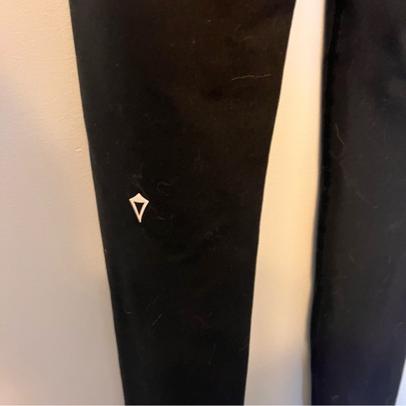 Black Ivivva Rythmic tights - Picture 4 of 8